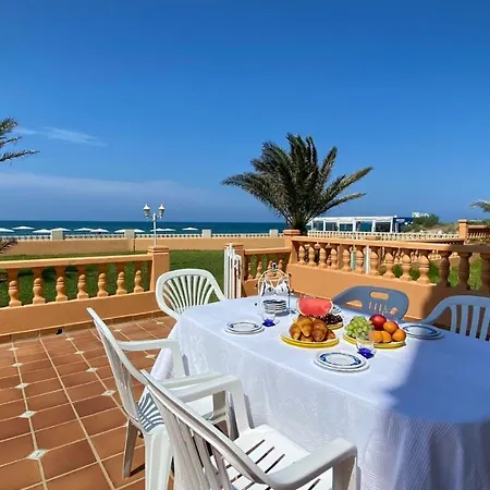 Appartamento Fantastic First Beach Line 3-bed *
