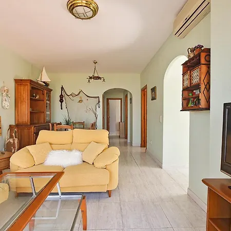 Fantastic First Beach Line 3-bed Appartamento